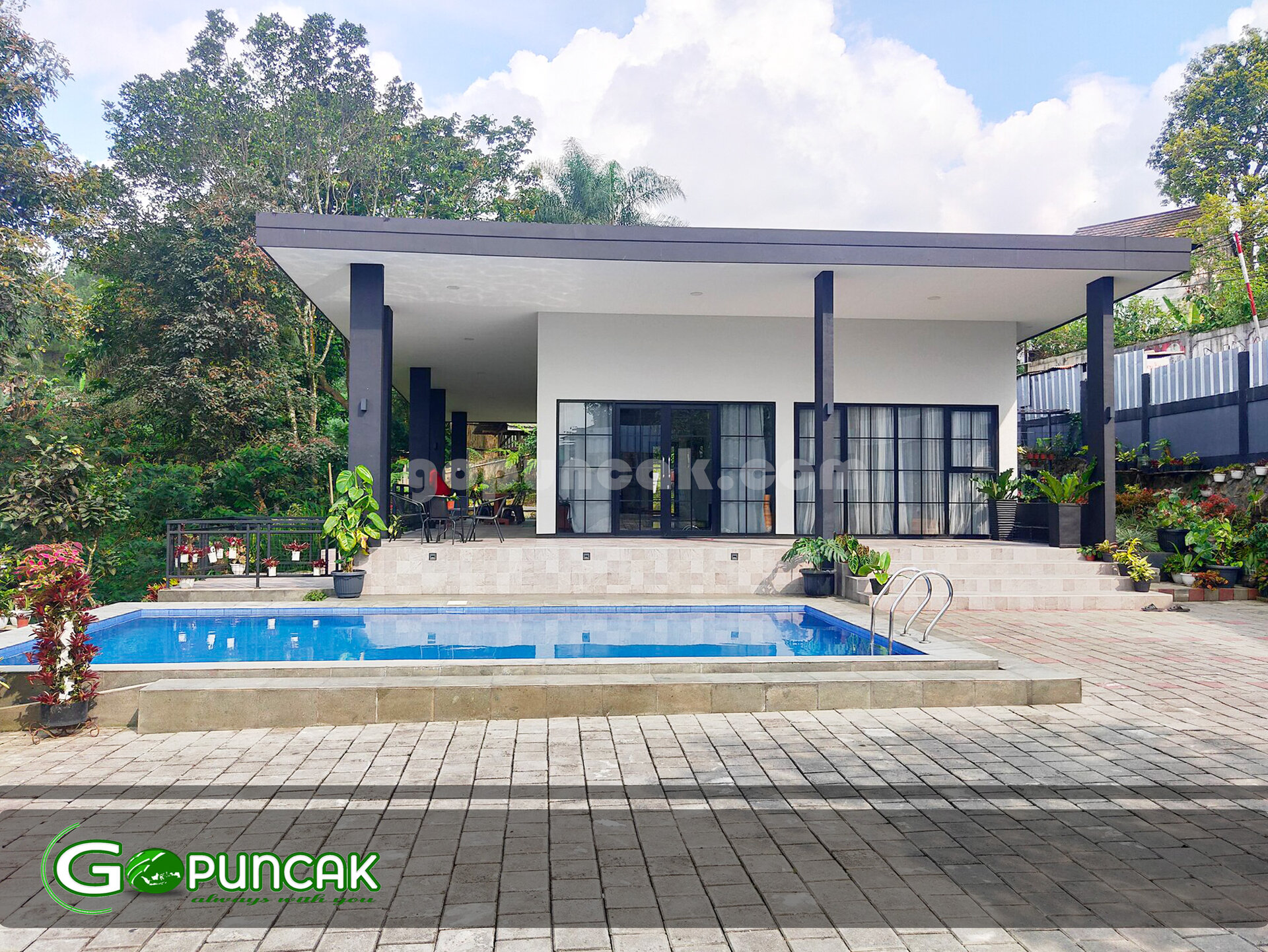 Sewa Villa | Mobil VILLA PUNCAK - VillaKu 2